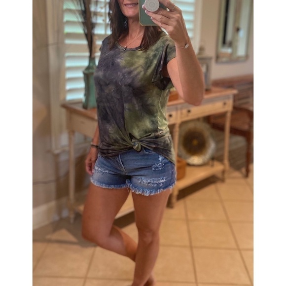 Tie Dye Flutter Ruffle Short Sleeve Green 3020 - Picture 6 of 10